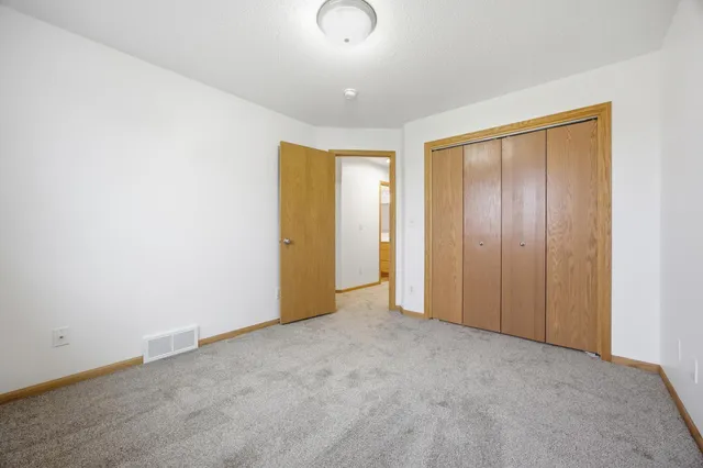 $255,900 | 1133 39th Avenue South, Moorhead, MN 56560