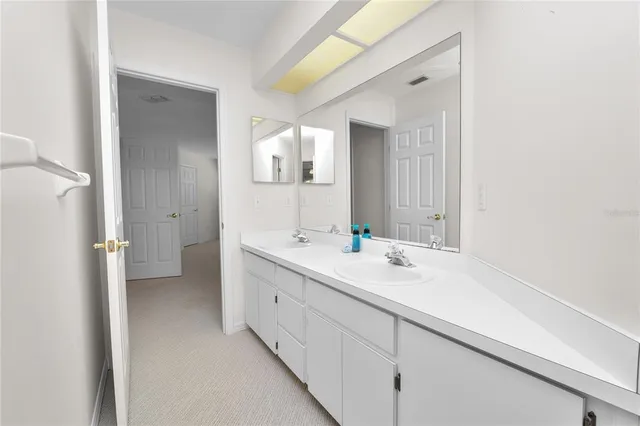 $270,000 | 3110 Stonewater Drive, Unit 122, Lakeland, FL 33803