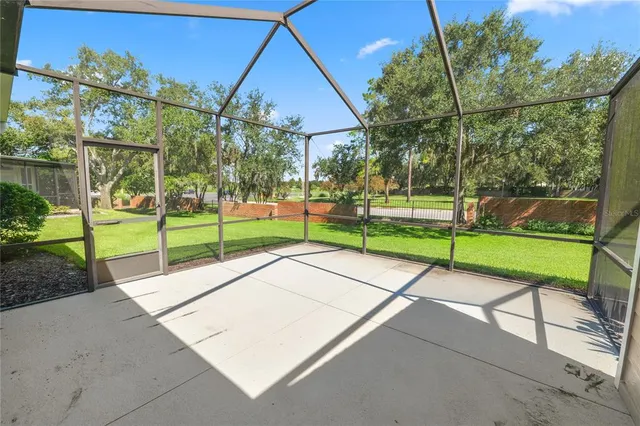 $284,500 | 3110 Stonewater Drive, Unit 122, Lakeland, FL 33803