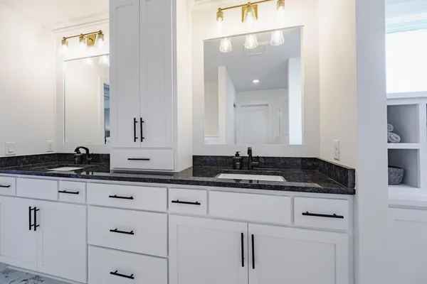 $945,000 | 17652 Jett Circle Southeast, Prior Lake, MN 55372