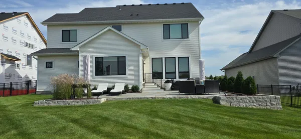 $945,000 | 17652 Jett Circle Southeast, Prior Lake, MN 55372