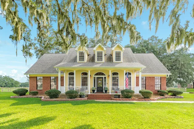 $550,000 | 1619 Flintlock Court, Angleton, TX 77515