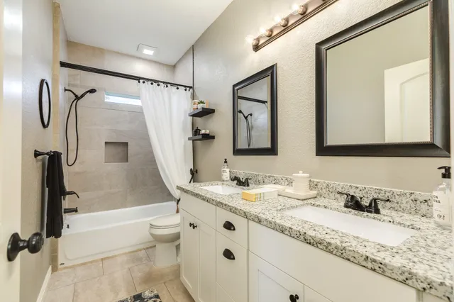 $550,000 | 1619 Flintlock Court, Angleton, TX 77515