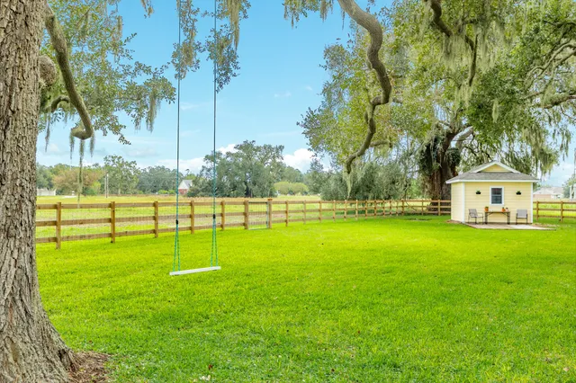 $550,000 | 1619 Flintlock Court, Angleton, TX 77515