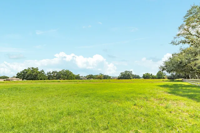 $550,000 | 1619 Flintlock Court, Angleton, TX 77515