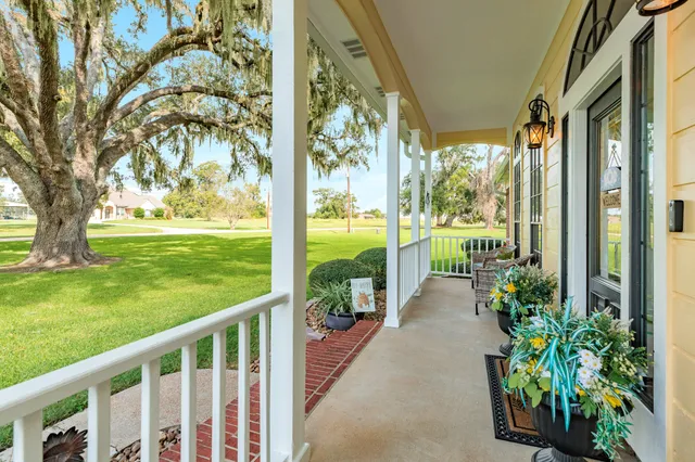 $550,000 | 1619 Flintlock Court, Angleton, TX 77515