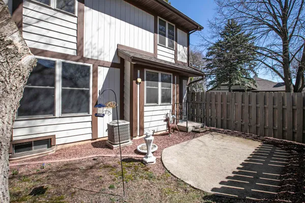 $182,500 | 2895 West 4th Street, Appleton, WI 54914