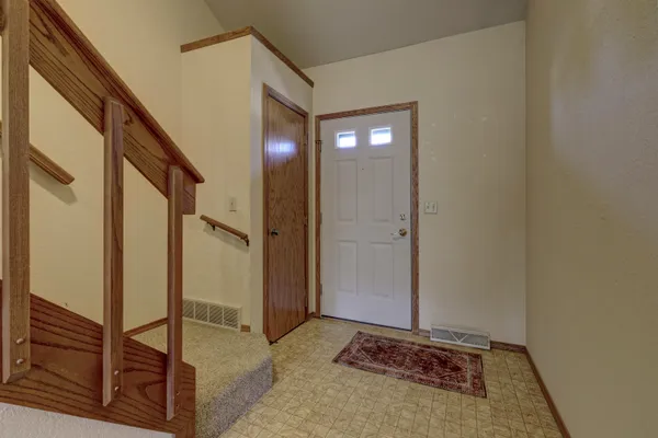 $182,500 | 2895 West 4th Street, Appleton, WI 54914