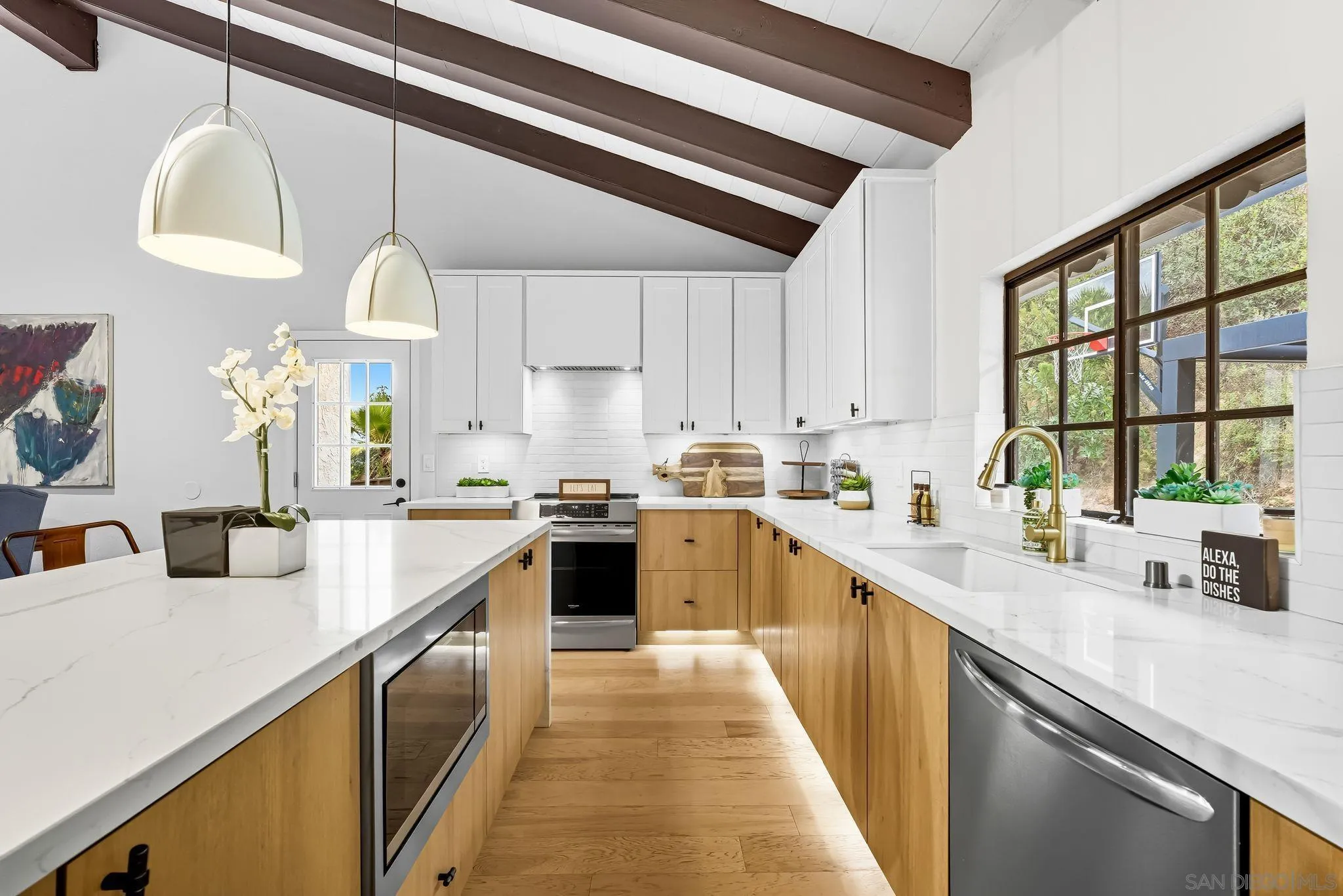 9903 Shadow Road La Mesa, CA 91941 - Photo 6 of 57