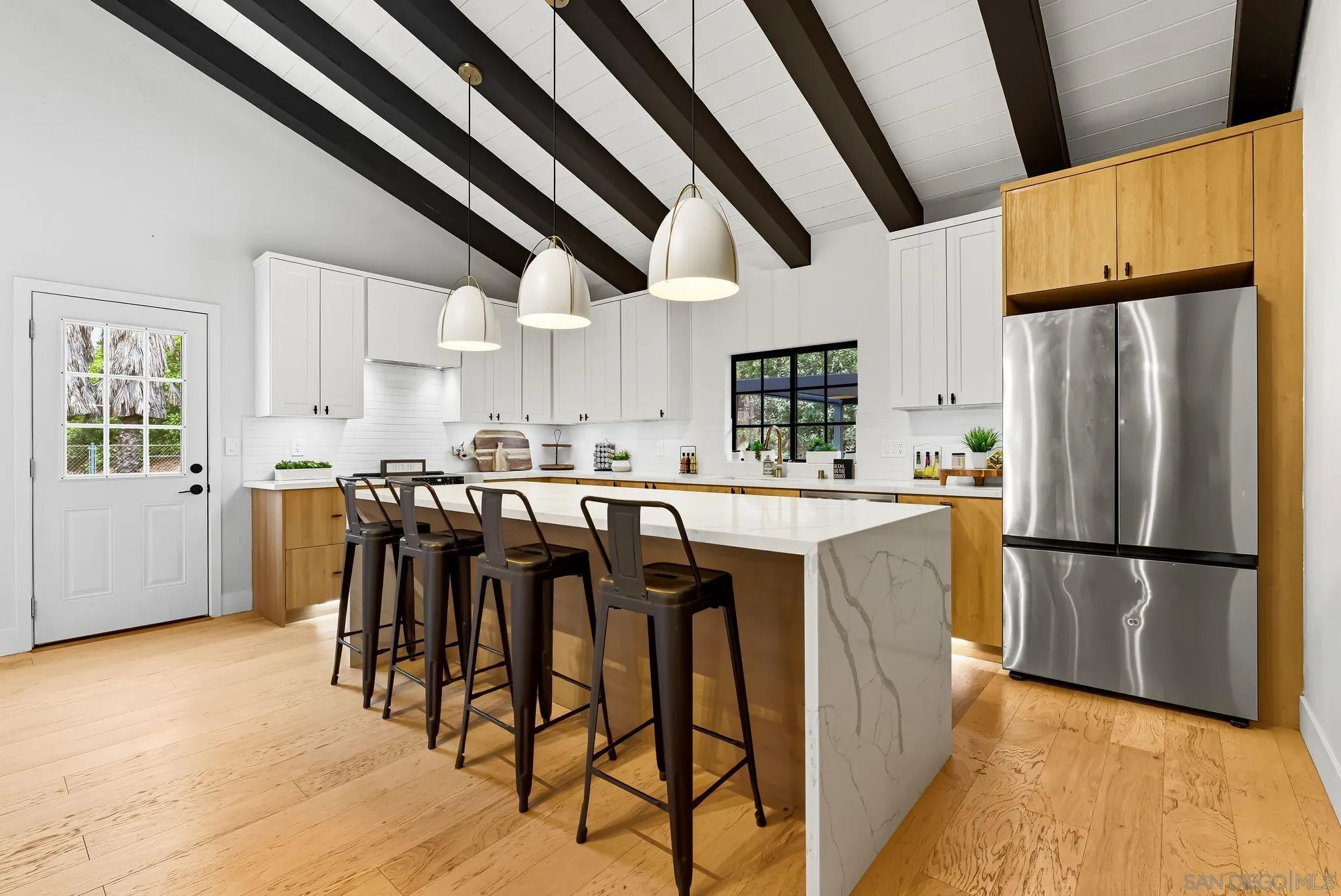 9903 Shadow Road La Mesa, CA 91941 - Photo 8 of 57