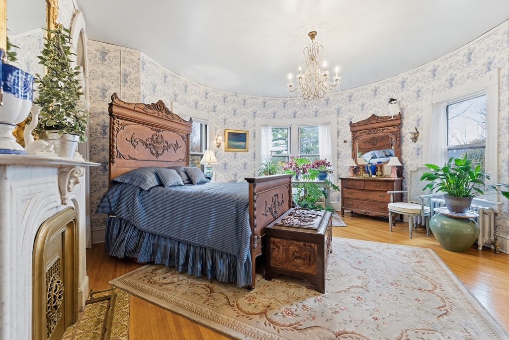 1176 Worthington Street Springfield, MA 01109 - Photo 28 of 42