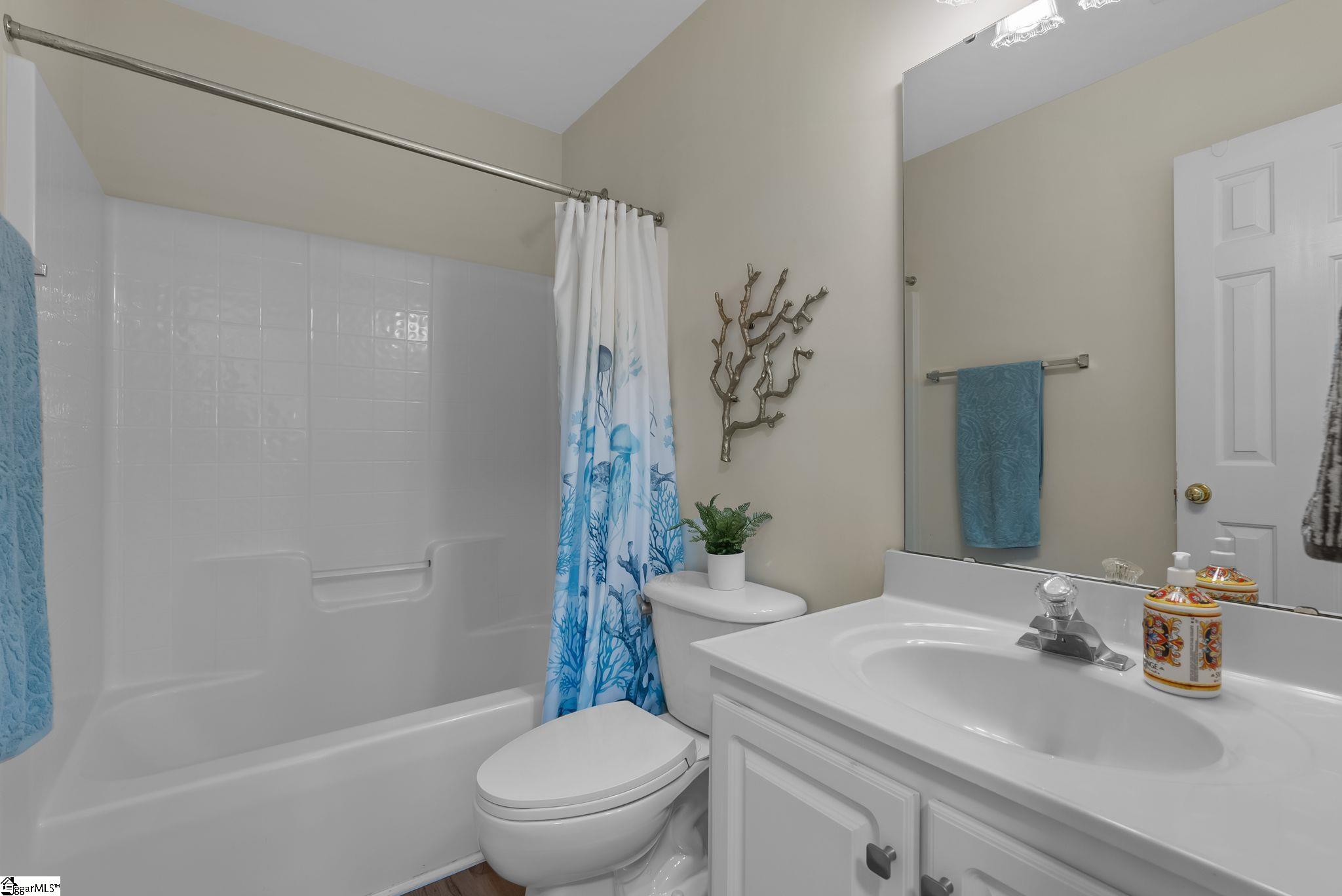 1 Plum Creek Lane Greenville, SC 29607 - Photo 14 of 35