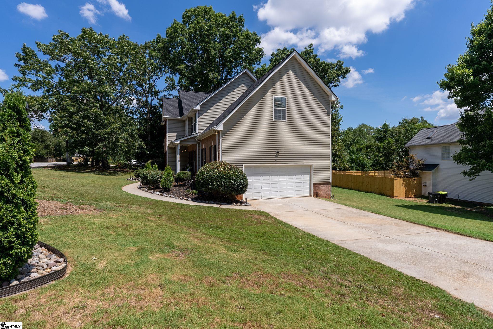 1 Plum Creek Lane Greenville, SC 29607 - Photo 27 of 35