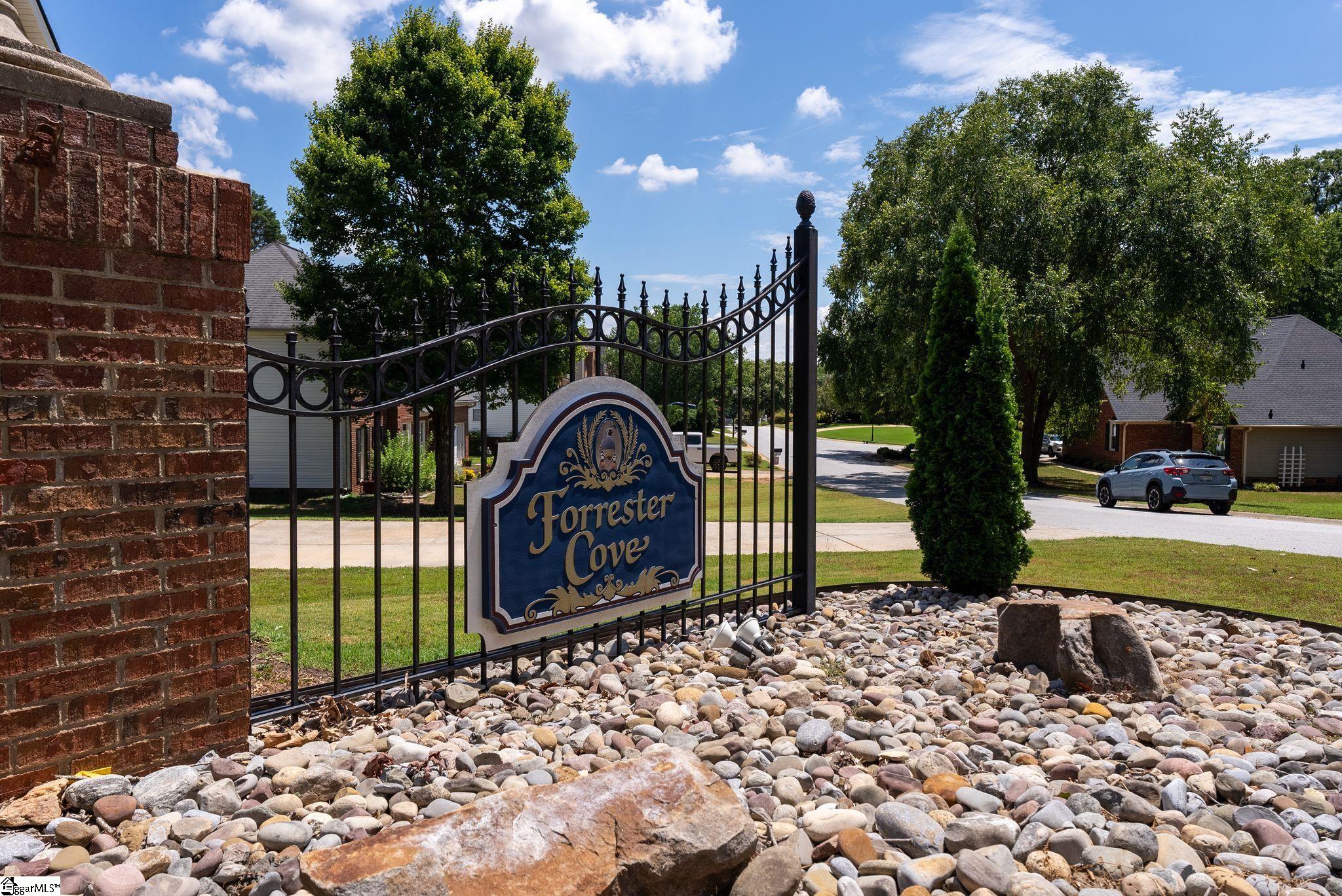1 Plum Creek Lane Greenville, SC 29607 - Photo 31 of 35