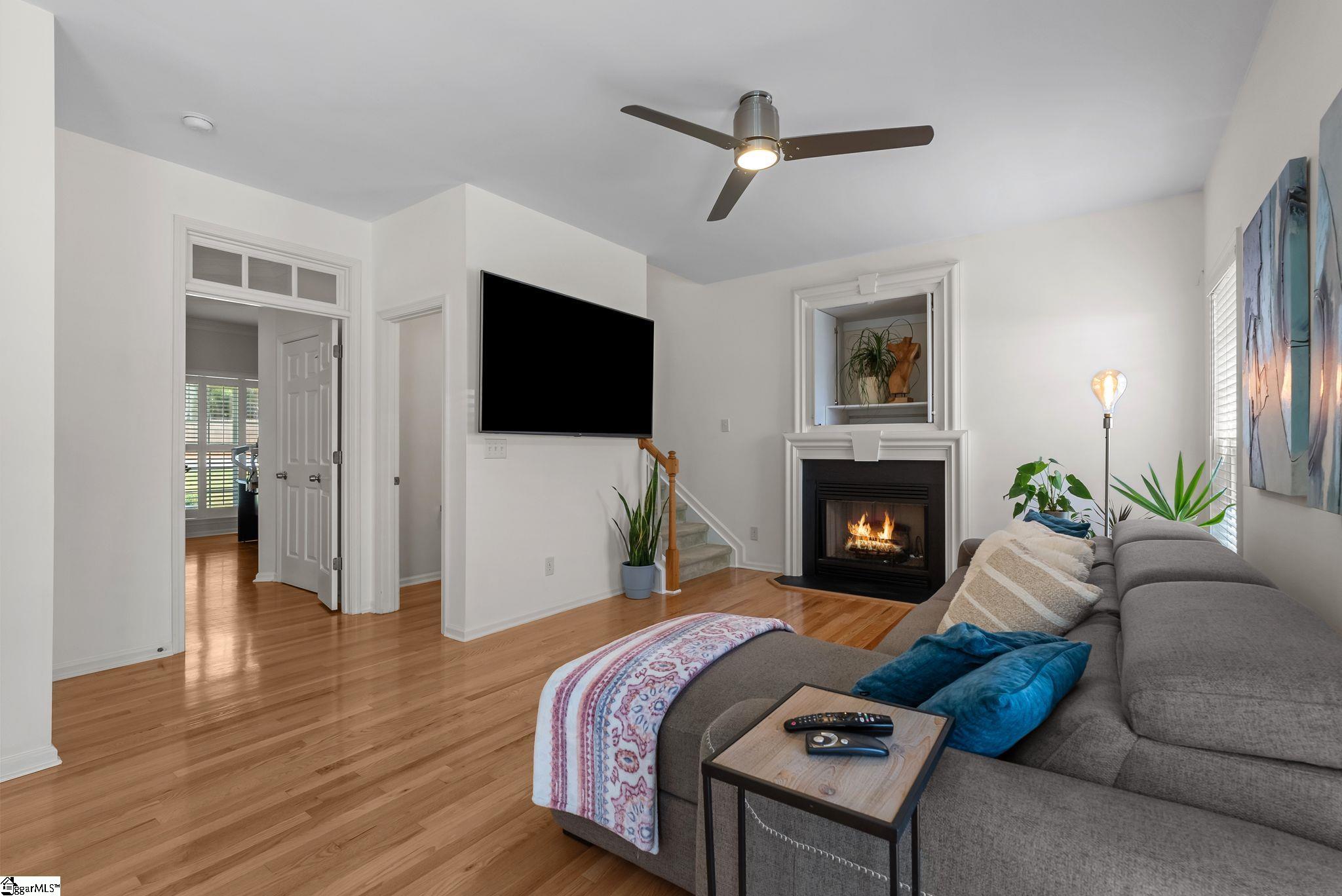 1 Plum Creek Lane Greenville, SC 29607 - Photo 5 of 35