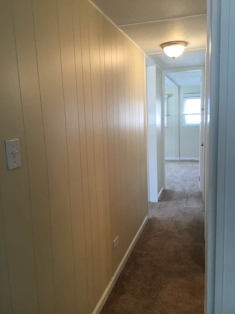 1175 Lakewood Road Elgin, IL 60123 - Photo 11 of 22