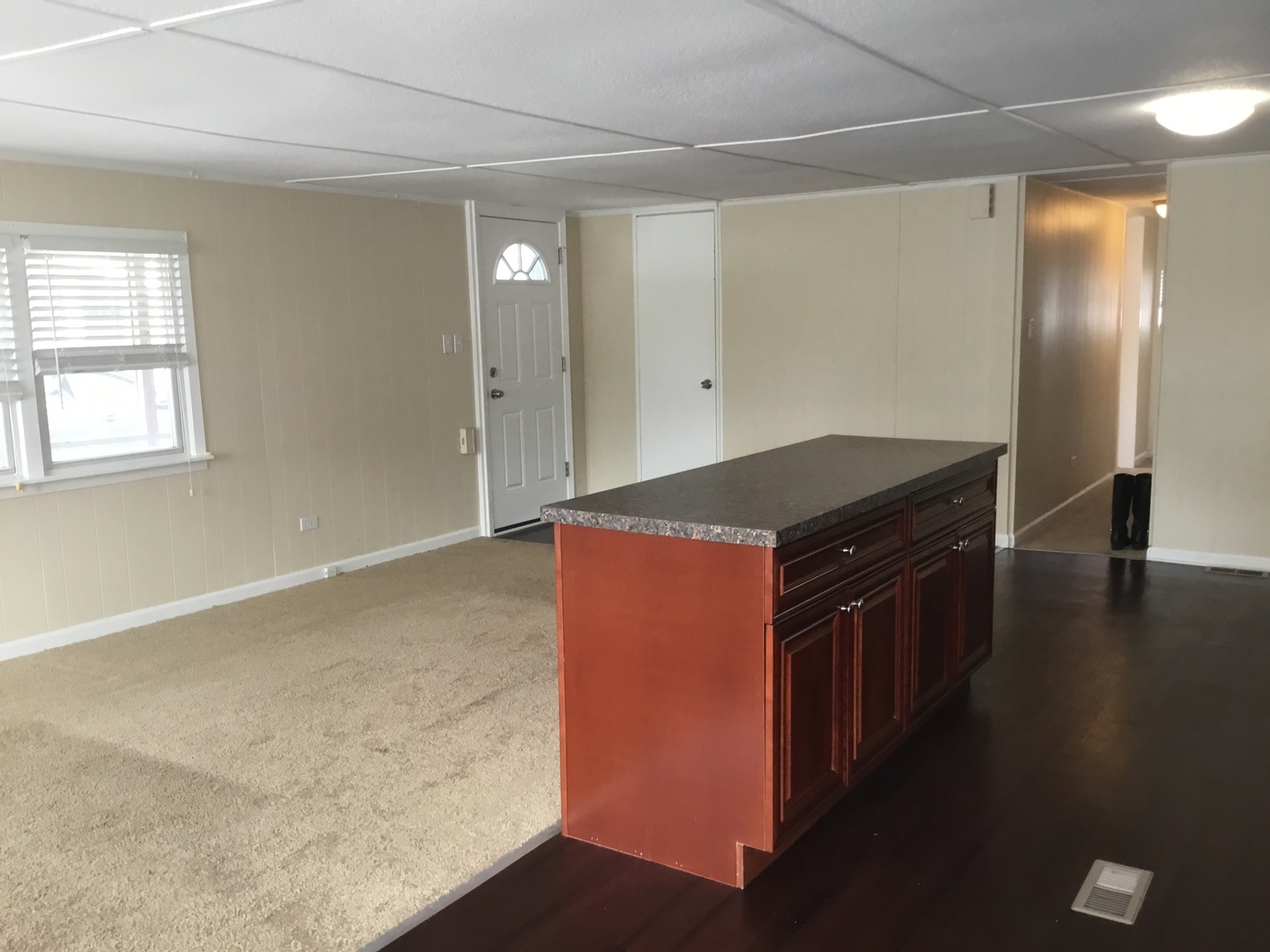 1175 Lakewood Road Elgin, IL 60123 - Photo 6 of 22