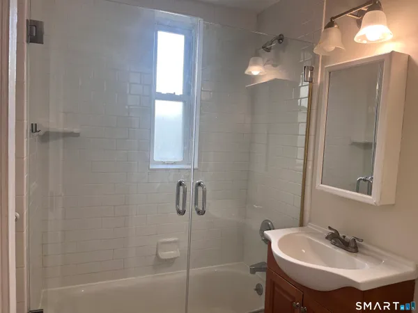 $2,250 | 70 Strawberry Hill Avenue, Unit 51D, Stamford, CT 06902