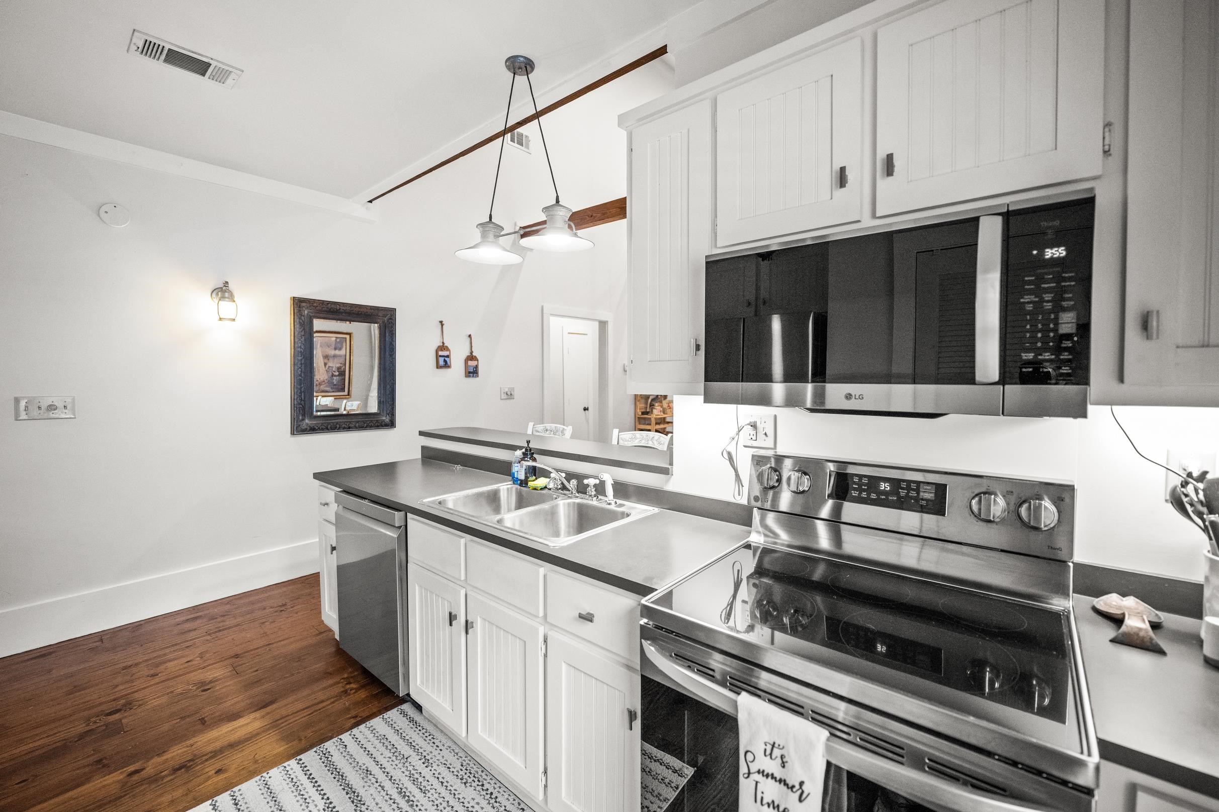 25773 Canal Road, Unit 18 Orange Beach, AL 36561 - Photo 17 of 44 Kitchen