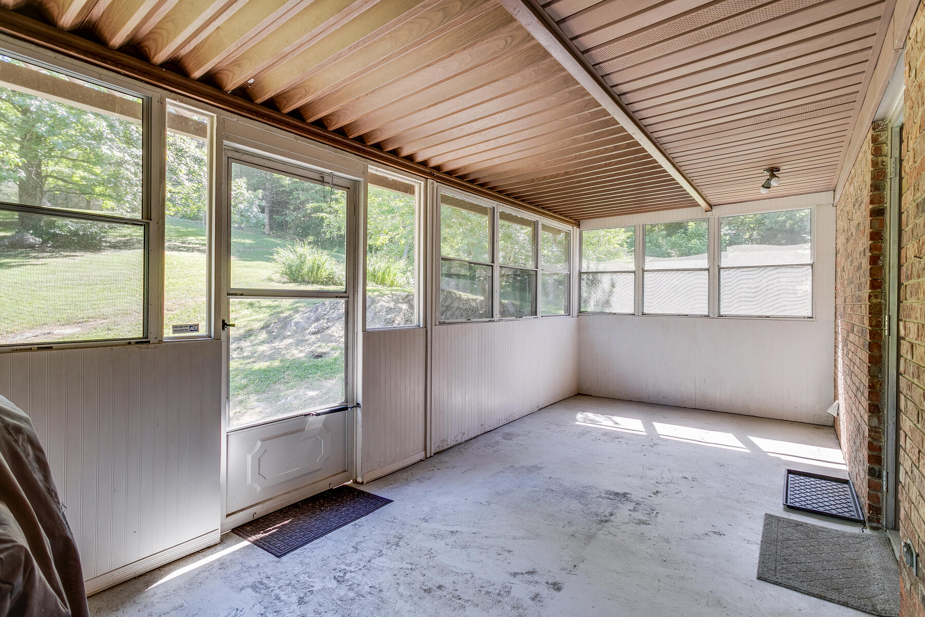 168 Pendleton Road Kingsport, TN 37664 - Photo 44 of 53 048