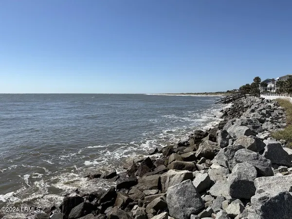 $375,000 | 658 Newhaven Court, Unit 658, Fripp Island, SC 29920