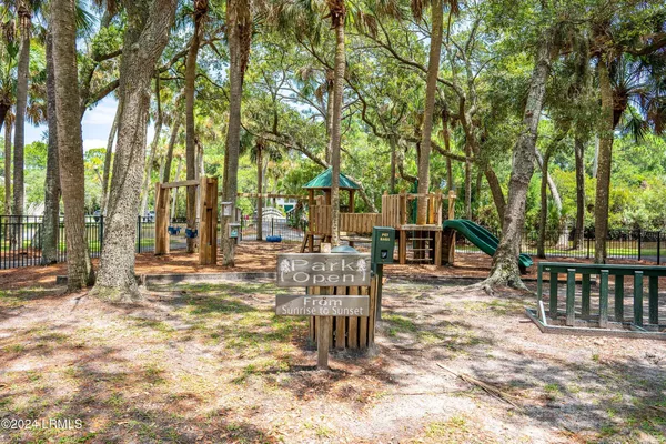 $375,000 | 658 Newhaven Court, Unit 658, Fripp Island, SC 29920