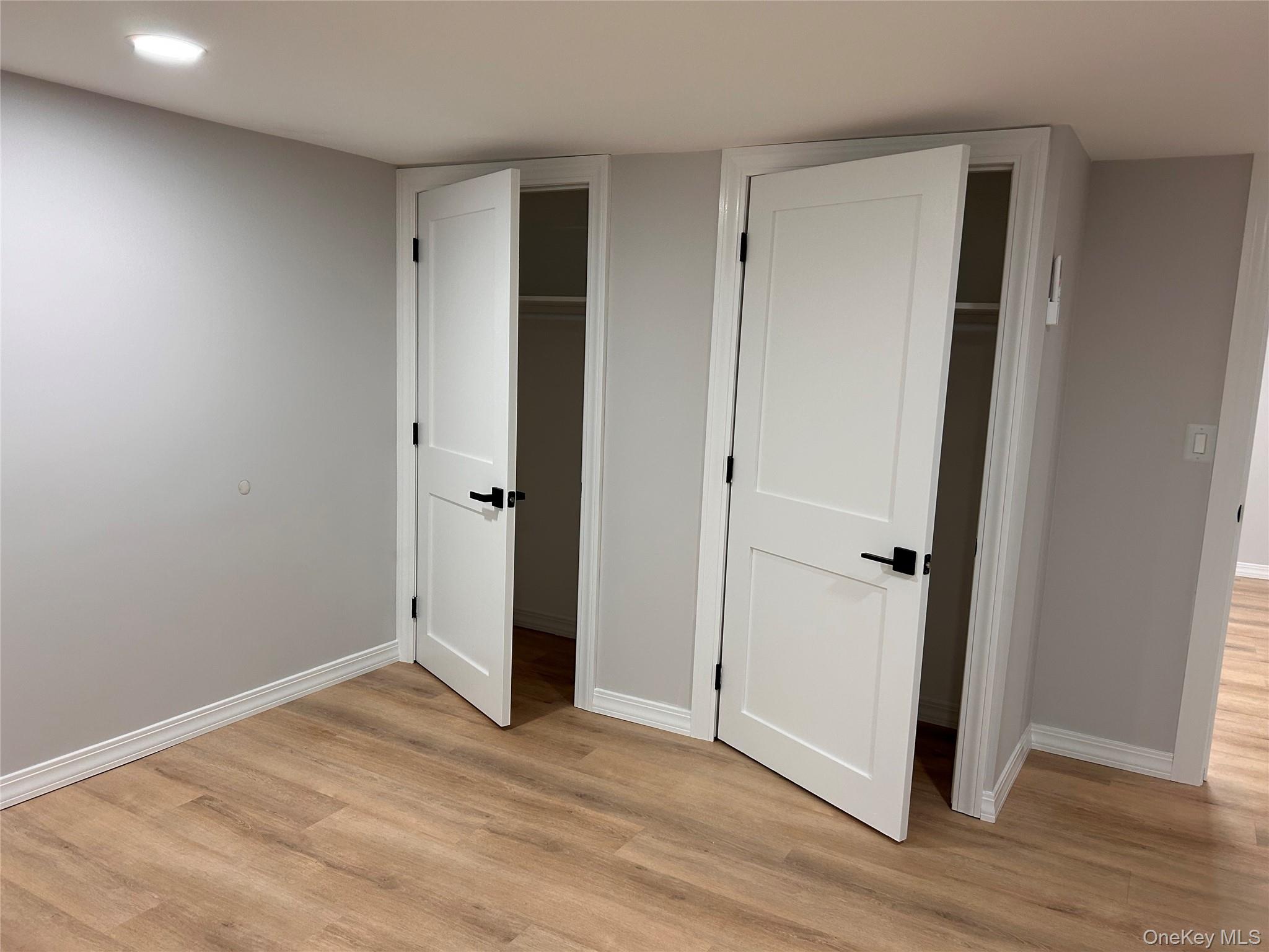 660 Great Neck Road, Unit 1 Copiague, NY 11726 - Photo 3 of 9