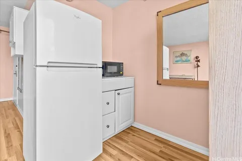 $310,000 | 444 Niu Street, Unit 2105, Honolulu, HI 96815