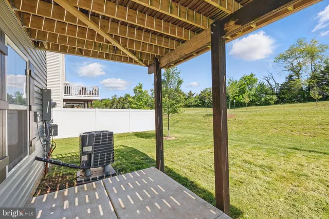 $2,700 | 141 Burkwood Ter Lake, Front Royal, VA 22630