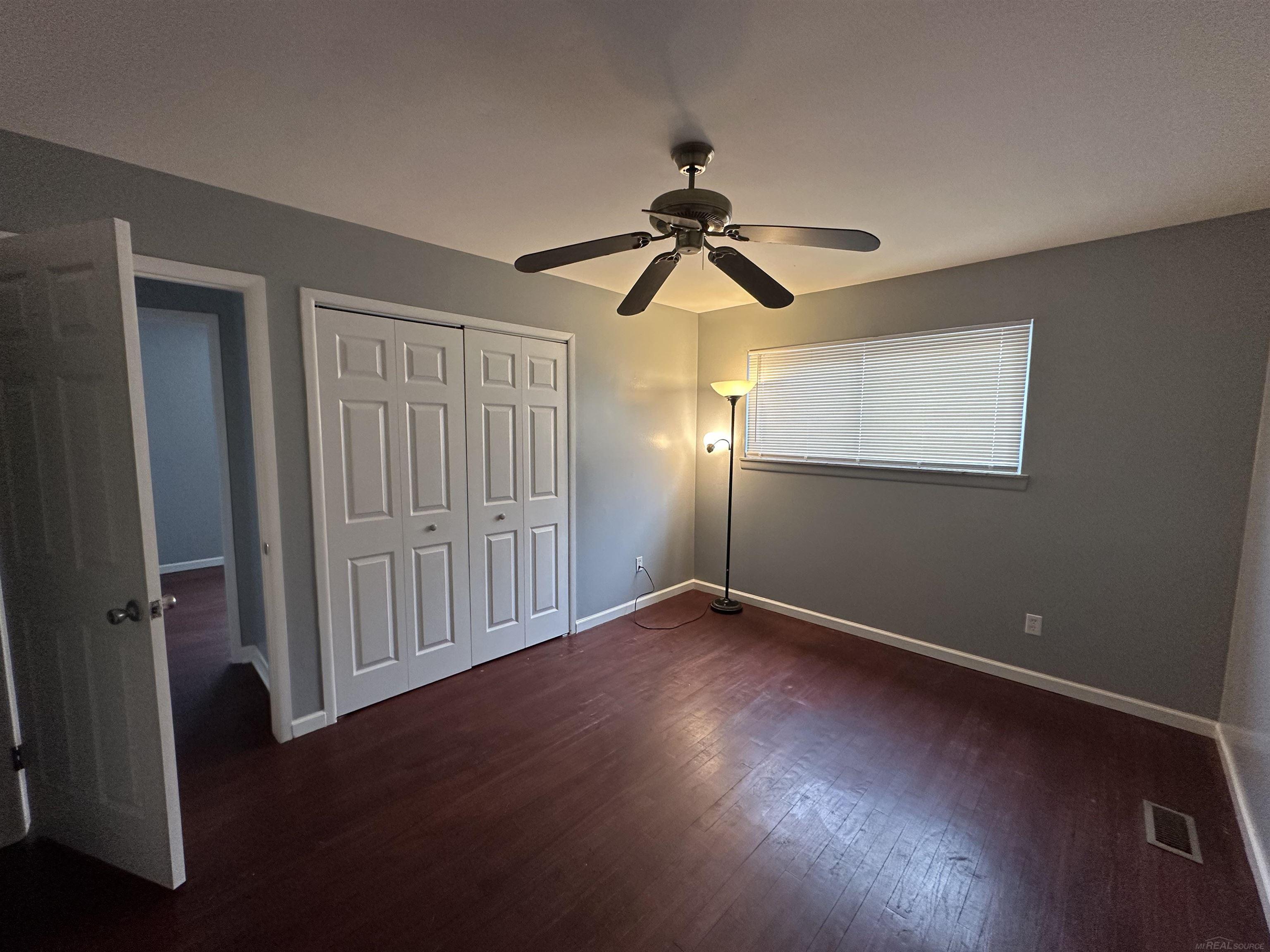 14148 East 14 Mile Road Warren, MI 48088 - Photo 9 of 16