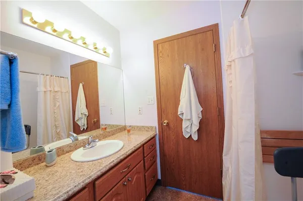 $315,000 | 1467 Greenbriar Court, South Park, PA 15129