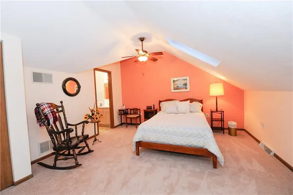 $315,000 | 1467 Greenbriar Court, South Park, PA 15129