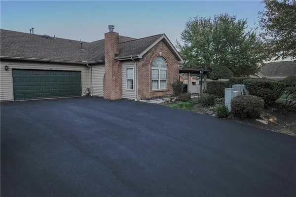 $315,000 | 1467 Greenbriar Court, South Park, PA 15129