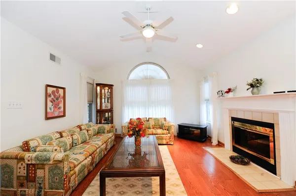 $315,000 | 1467 Greenbriar Court, South Park, PA 15129