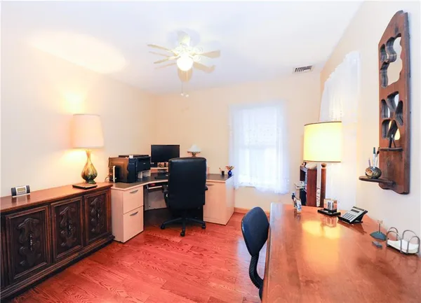 $315,000 | 1467 Greenbriar Court, South Park, PA 15129