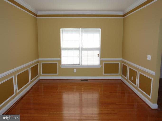 14604 Livingston Road Accokeek, MD 20607 - Photo 3 of 17 Dining Room