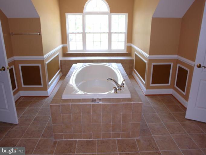 14604 Livingston Road Accokeek, MD 20607 - Photo 6 of 17 Master Bath