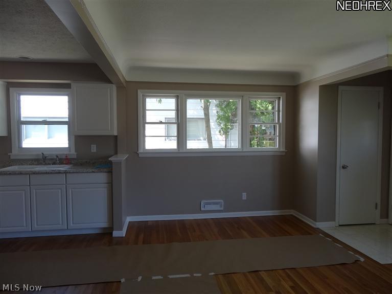 20700 Applegate Road Maple Heights, OH 44137 - Photo 7 of 20 Gallery Image 7