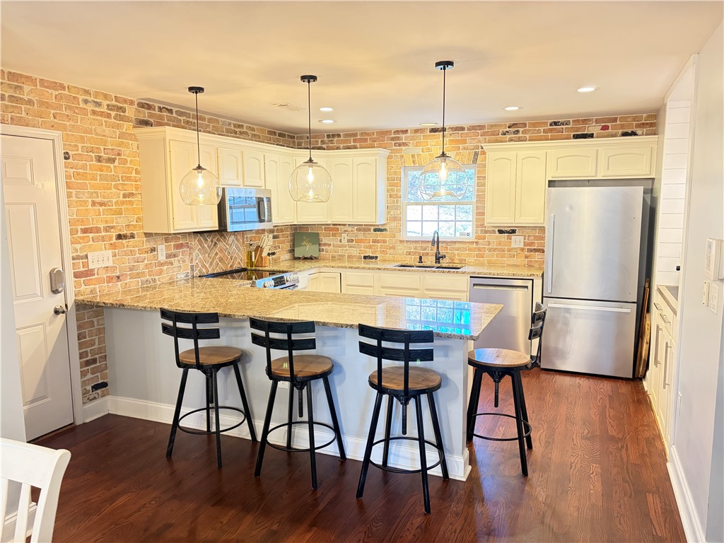 203 Indian Trail Road Seneca, SC 29672 - Photo 7 of 37