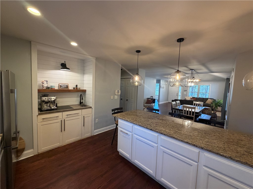 203 Indian Trail Road Seneca, SC 29672 - Photo 8 of 37