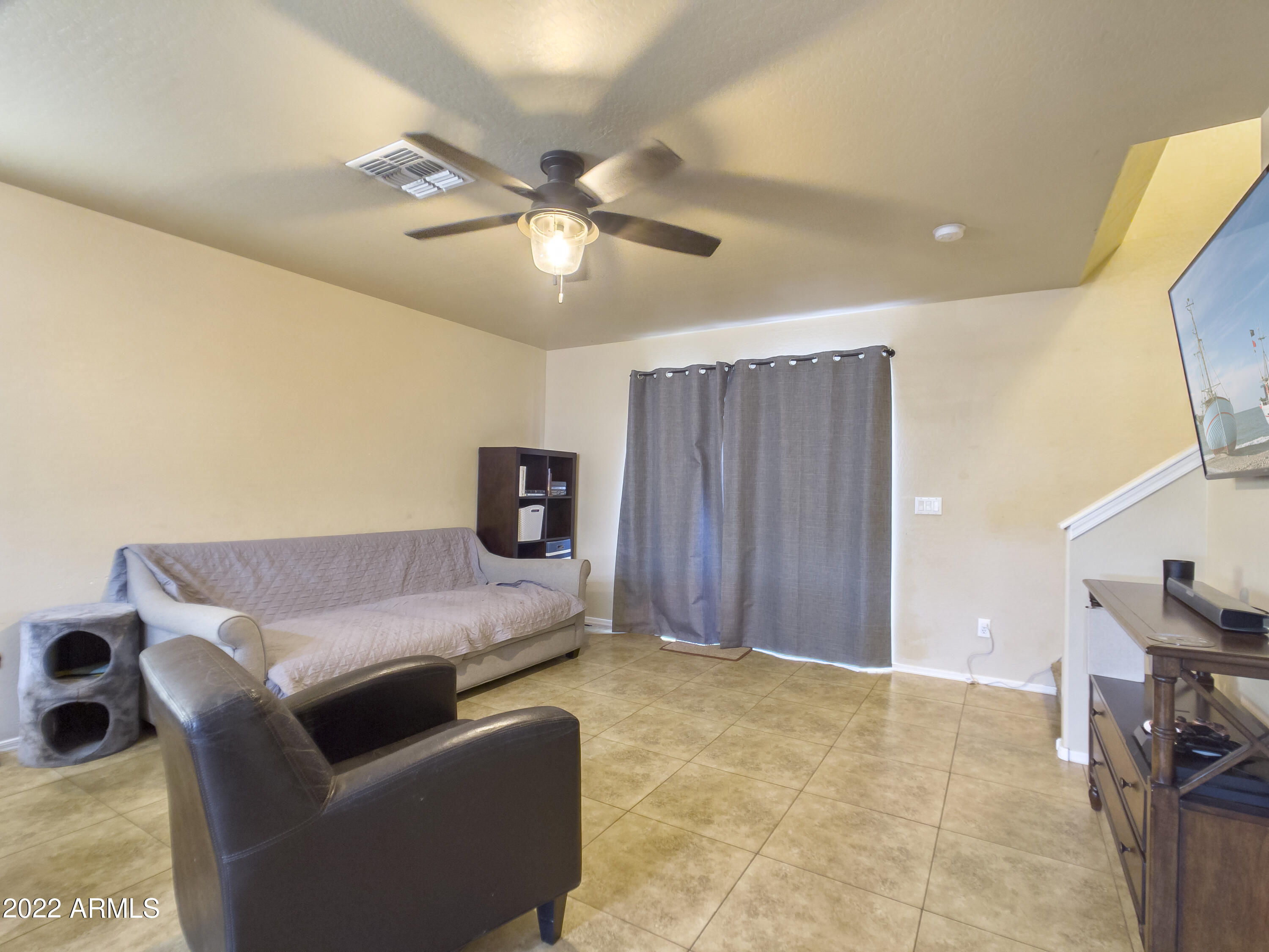 4849 South 5th Avenue Phoenix, AZ 85041 - Photo 4 of 23 IMG_3585