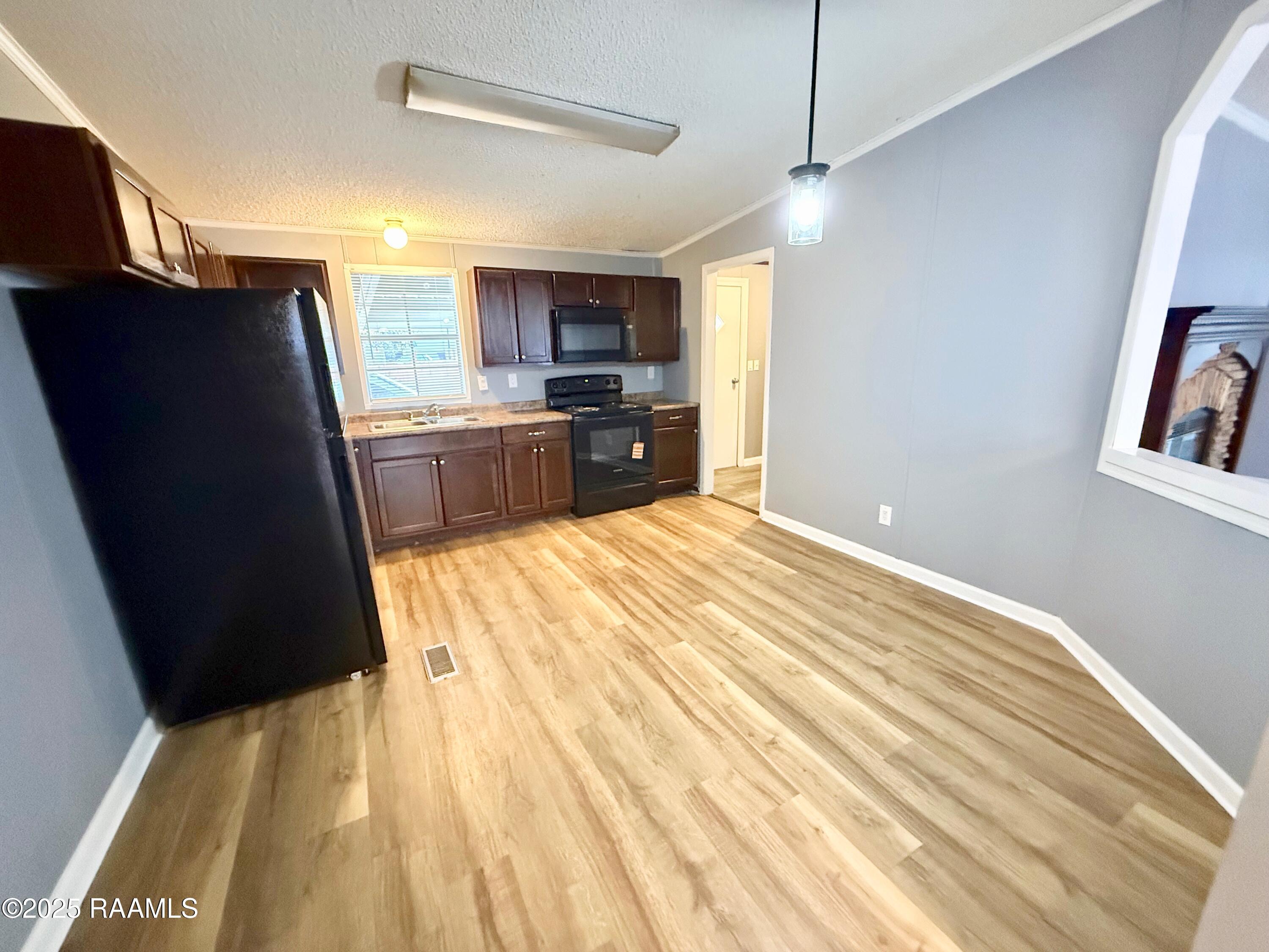 2900 Loreauville Road, Unit 1 New Iberia, LA 70563 - Photo 24 of 48 kitchen