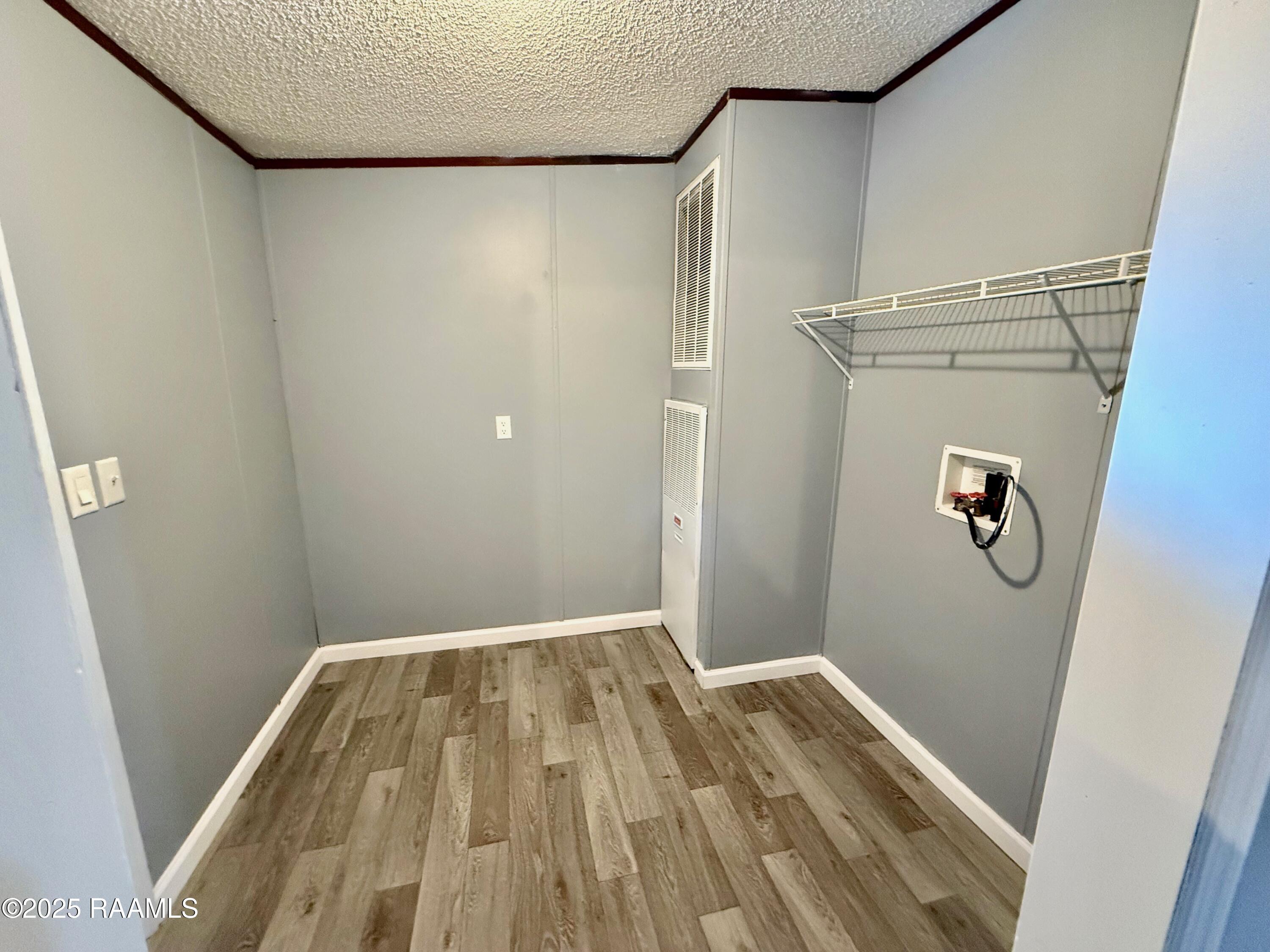 2900 Loreauville Road, Unit 1 New Iberia, LA 70563 - Photo 25 of 48 laundry