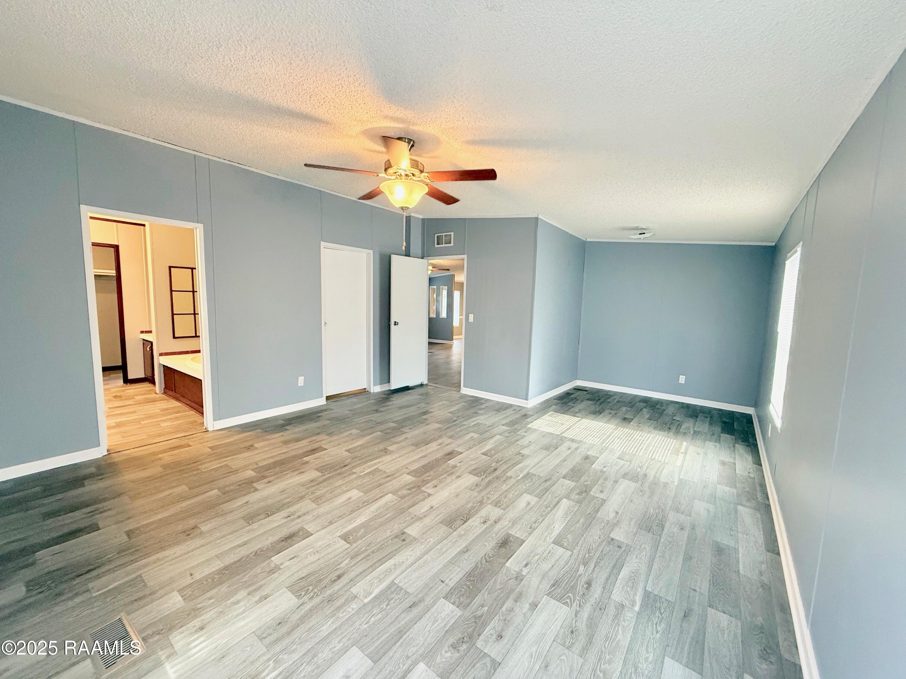 2900 Loreauville Road, Unit 1 New Iberia, LA 70563 - Photo 26 of 48 primary bedroom