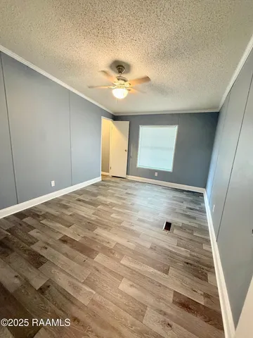 $149,900 | 2900 Loreauville Road, Unit 1, New Iberia, LA 70563