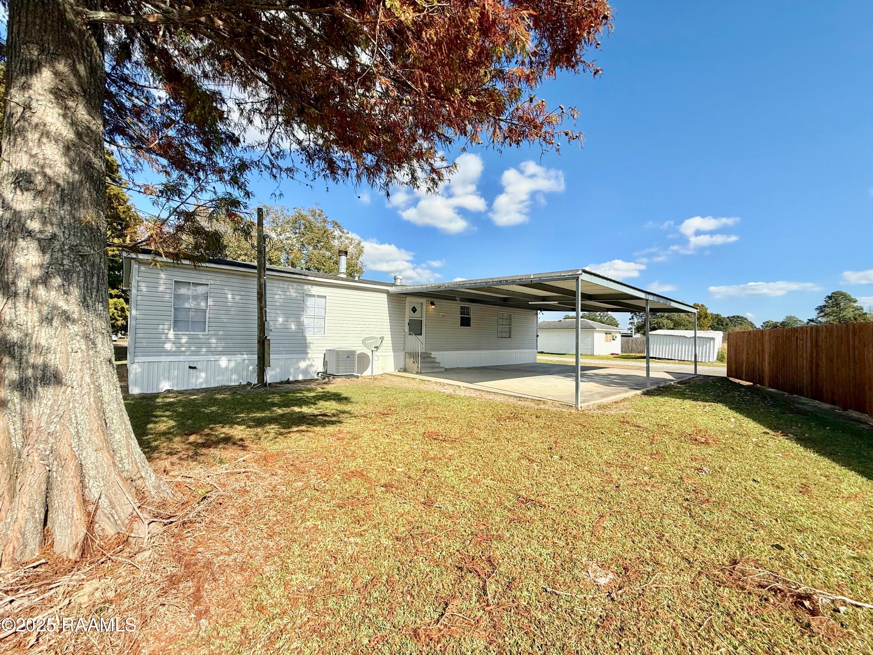 2900 Loreauville Road, Unit 1 New Iberia, LA 70563 - Photo 8 of 48 back