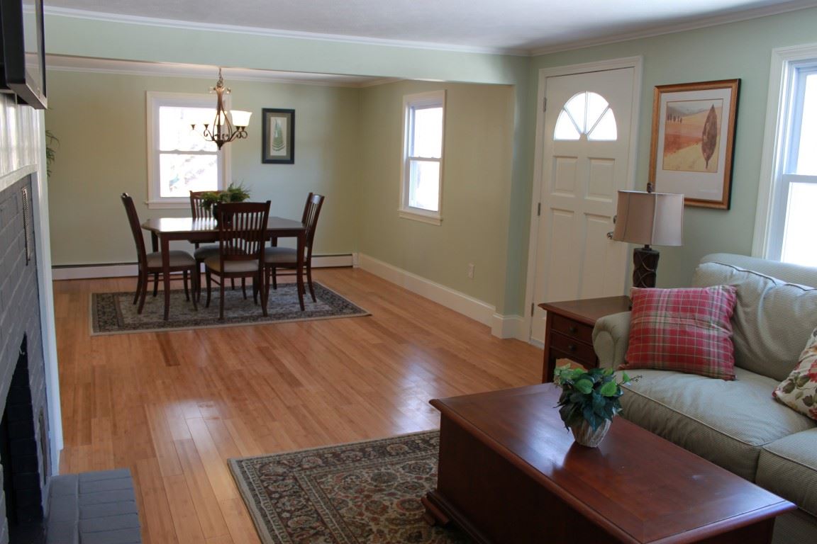 131 Stinson Road Goffstown, NH 03045 - Photo 4 of 12