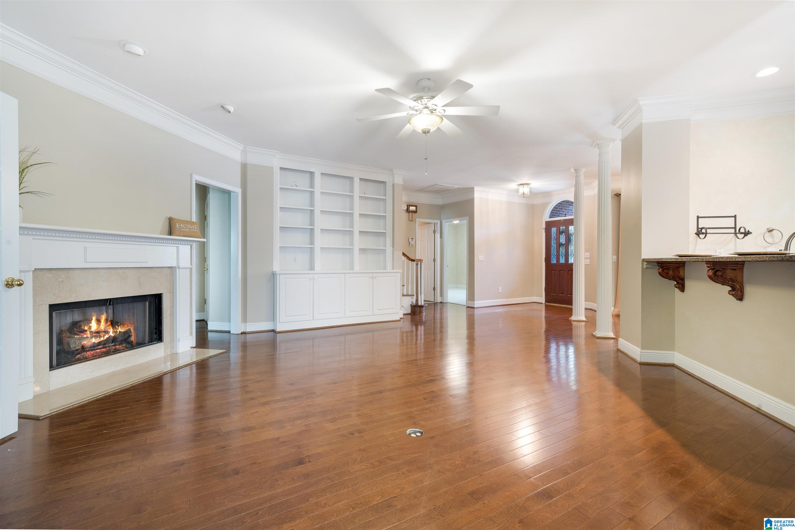 330 Wixford Trace Alabaster, AL 35007 - Photo 3 of 44