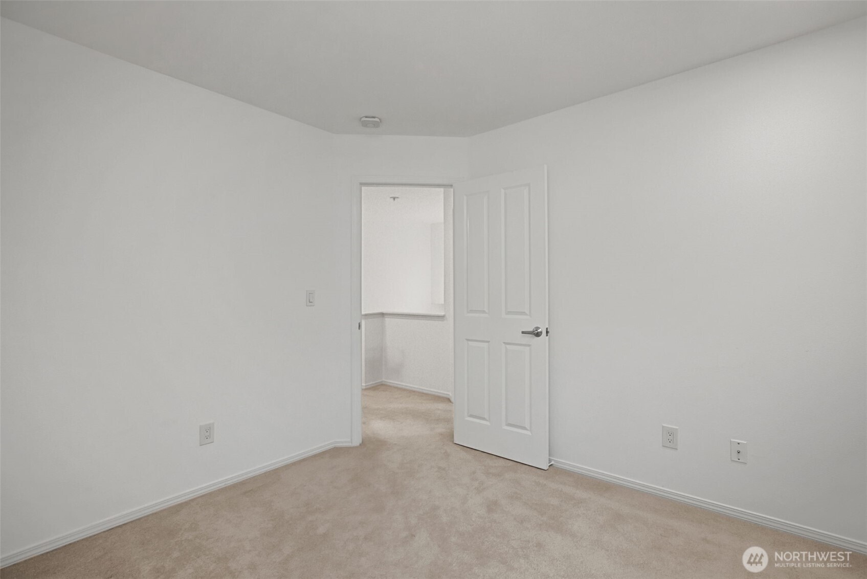 2300 Benson Road South, Unit 21 Renton, WA 98055 - Photo 32 of 40 Gallery Image 32