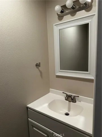 $2,995 | 68980 Eytel Road, Unit 1, Cathedral City, CA 92234